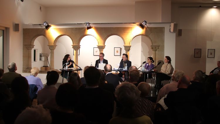 v.l.n.r.: Susan Bernofsky, Reto Sorg, Lukas Bärfuss, Ayşe Polat, Devrim Lingnau © LCB v.l.n.r.: Susan Bernofsky, Reto Sorg, Lukas Bärfuss, Ayşe Polat, Devrim Lingnau © LCB