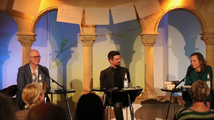 v.l.n.r.: Aleksandar Hemon, Leo Vardiashvili und Karolina Golimowska © LCB v.l.n.r.: Aleksandar Hemon, Leo Vardiashvili und Karolina Golimowska © LCB
