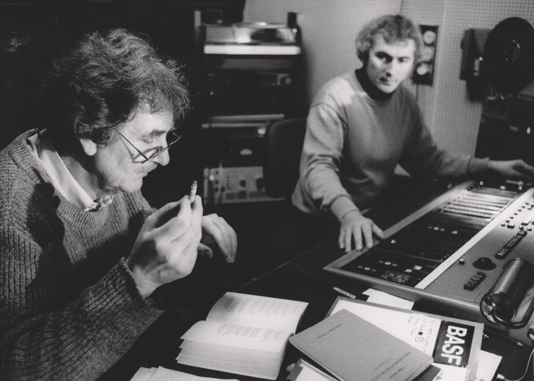 Oskar Pastior (l.) mit Tontechniker Günter Grosse © Renate von Mangoldt, 1989